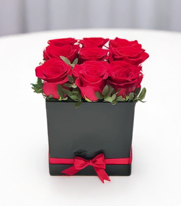 caja-de-9-rosas-a-ecuador-domicili caja-de-9-rosas-a-ecuador-domicilio
